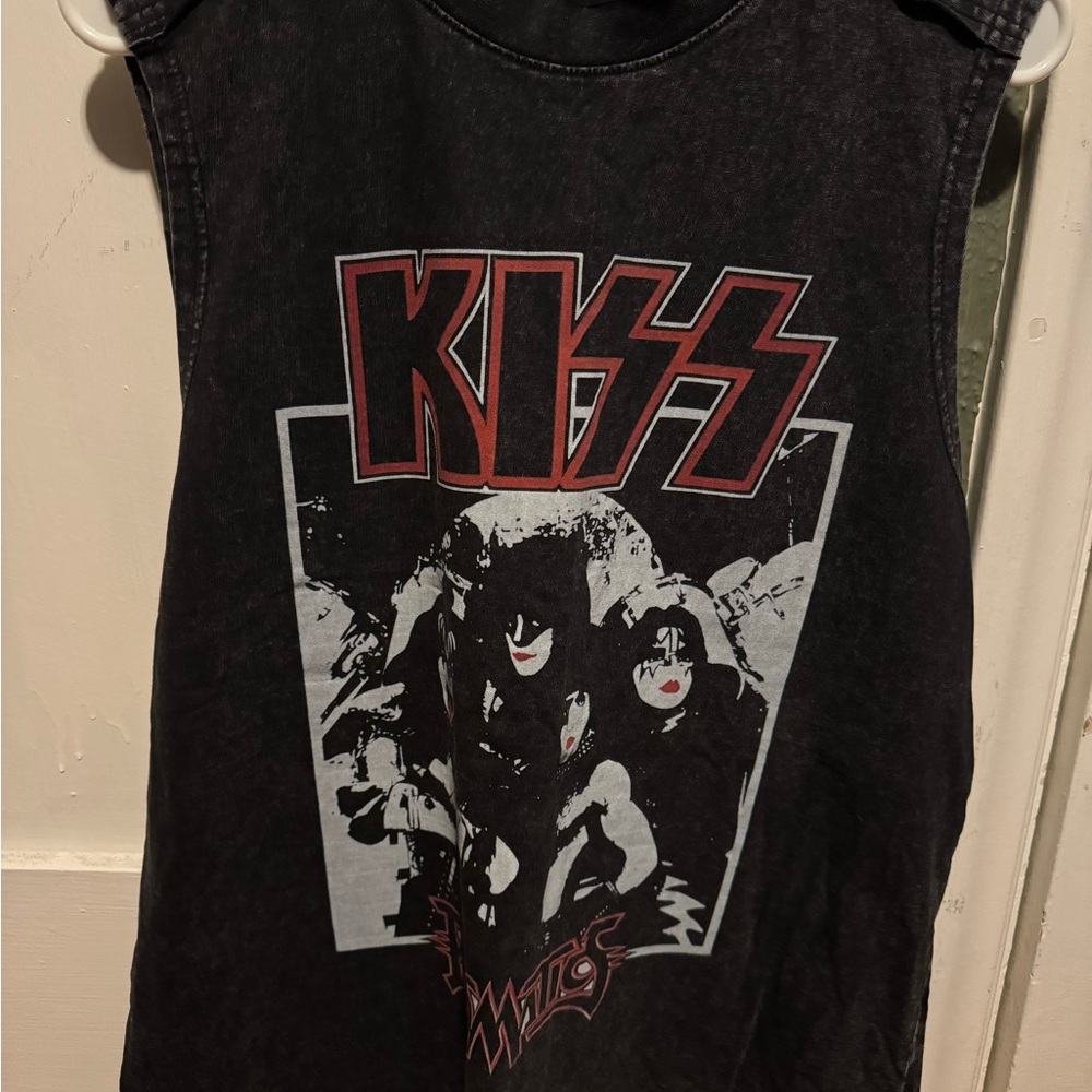 Kiss Black and Red Darkpick Shirt